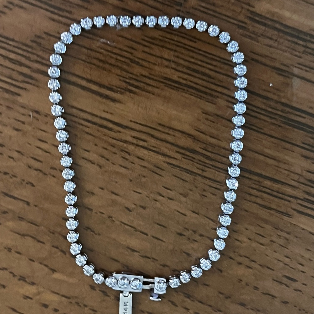 Kay Jewelers 2 carat diamond Tennis Bracelet 14k white gold.